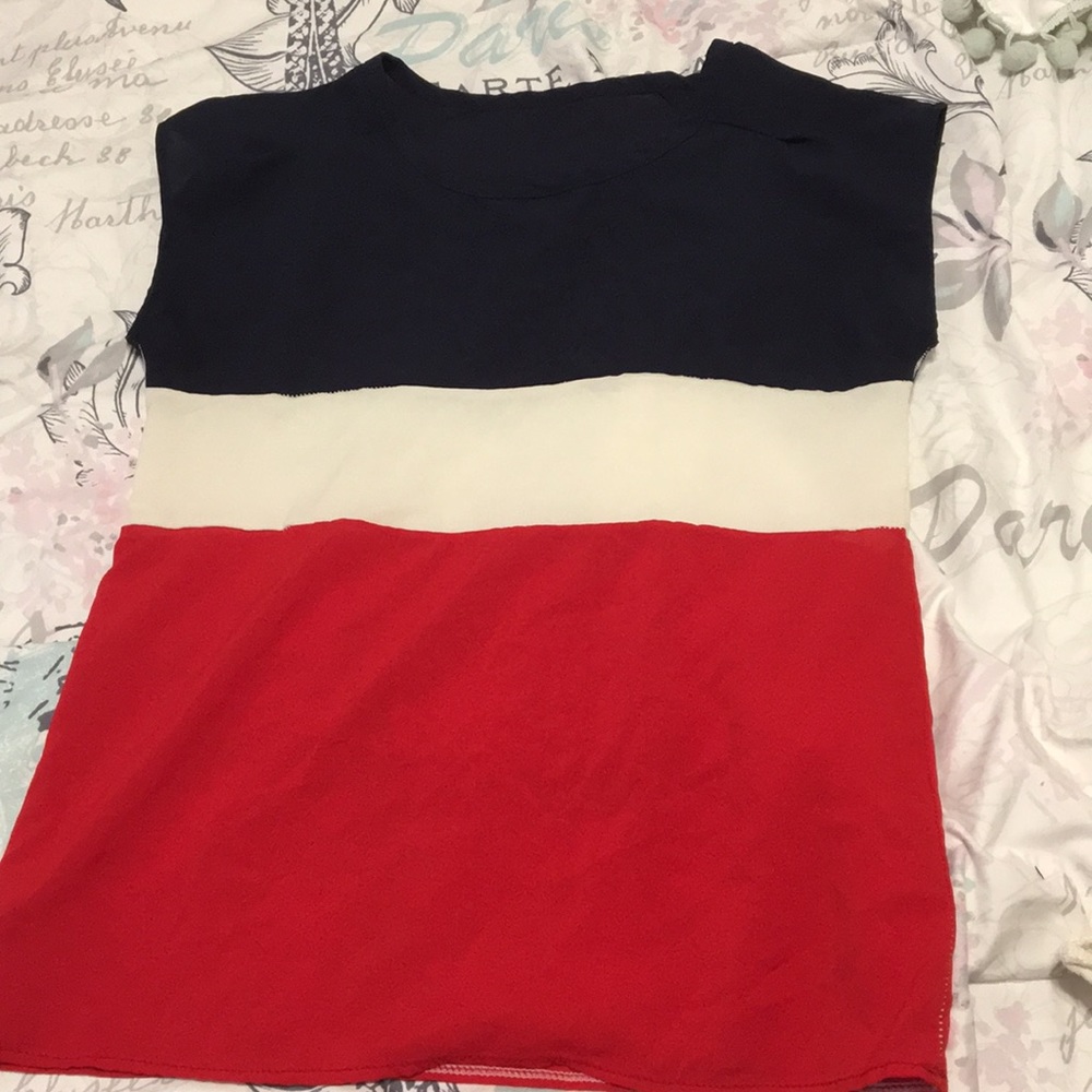 I’m selling and blouse